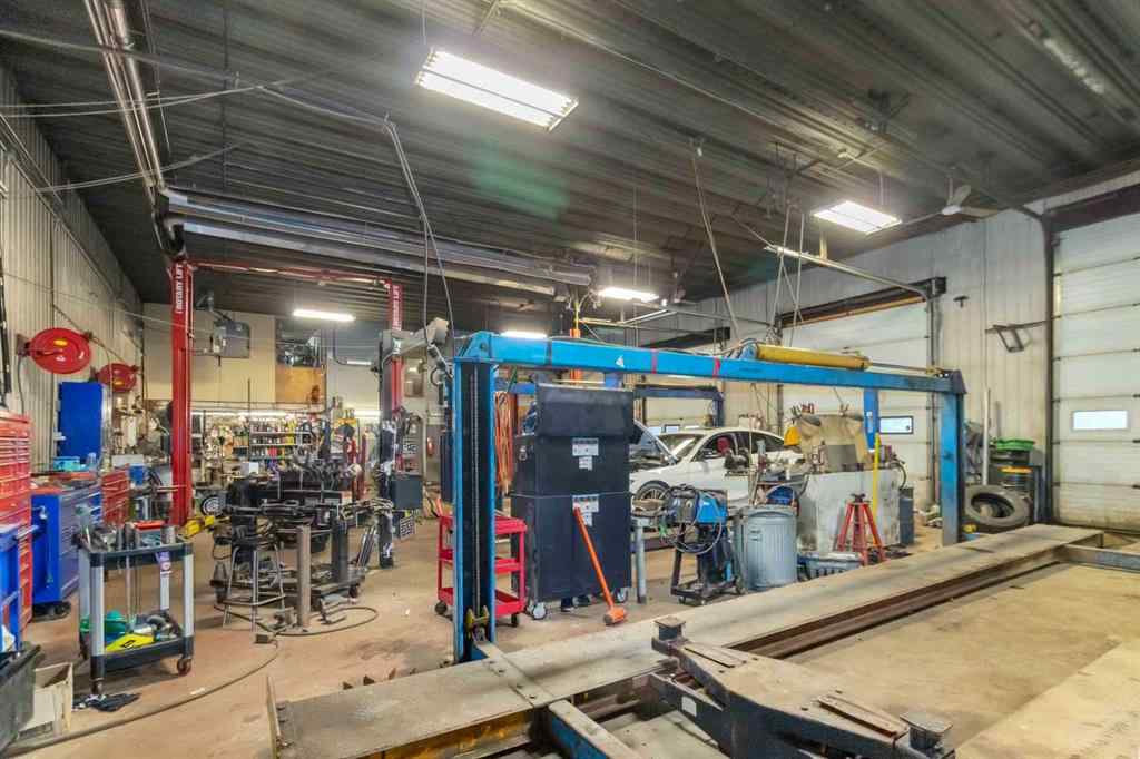 MLS® A2266278 - 8102 Manning Avenue  in Downtown Fort McMurray, Commercial