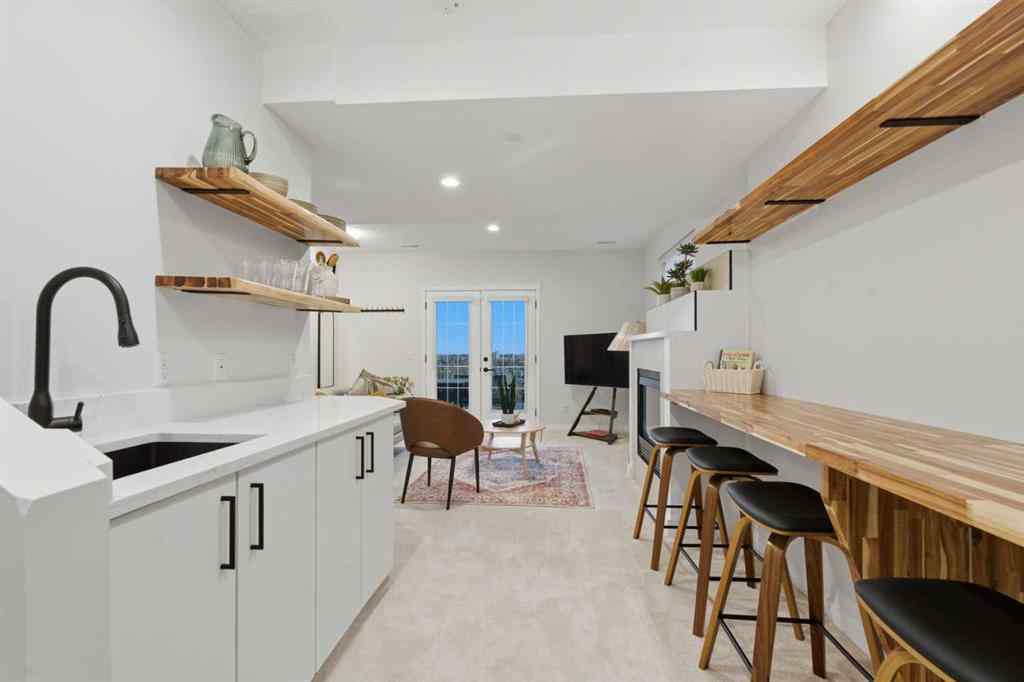 MLS® A2266282 - 146 Springbluff Heights SW in Springbank Hill Calgary, Residential