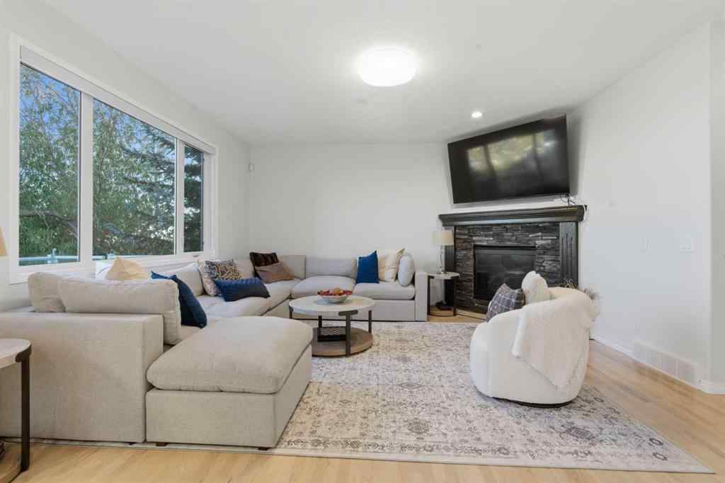 MLS® A2266282 - 146 Springbluff Heights SW in Springbank Hill Calgary, Residential