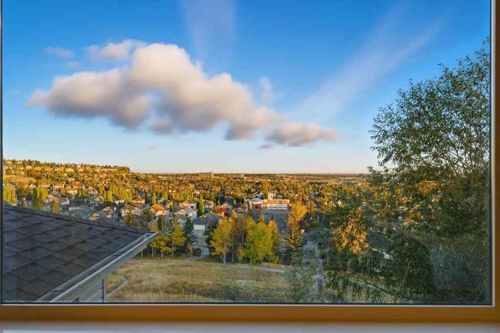 MLS® A2266282 - 146 Springbluff Heights SW in Springbank Hill Calgary, Residential