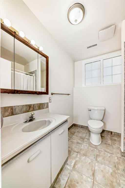 MLS® A2266284 - 172 Sunvale Crescent SE in Sundance Calgary, Residential