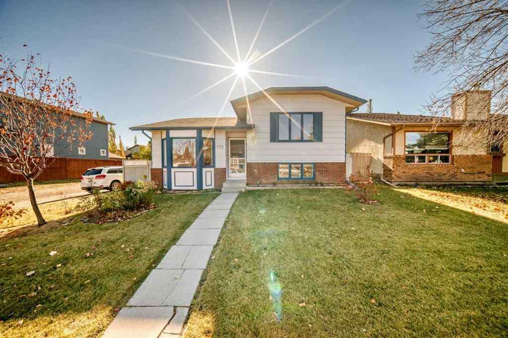 MLS® A2266284 - 172 Sunvale Crescent SE in Sundance Calgary, Residential