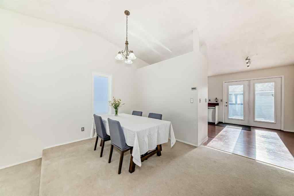 MLS® A2266284 - 172 Sunvale Crescent SE in Sundance Calgary, Residential