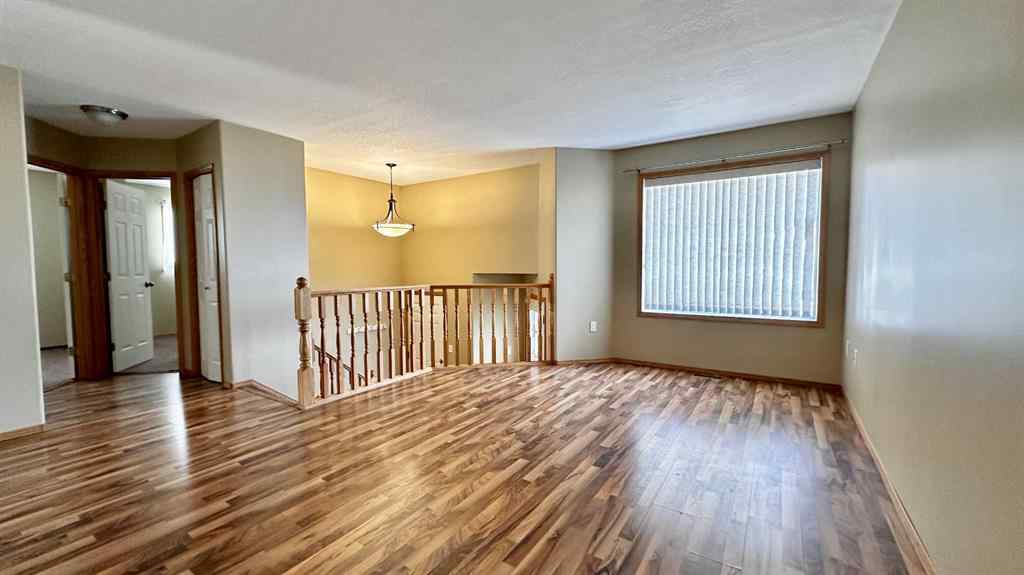 MLS® A2266285 - 9105 113A Avenue  in Crystal Heights Grande Prairie, Rental