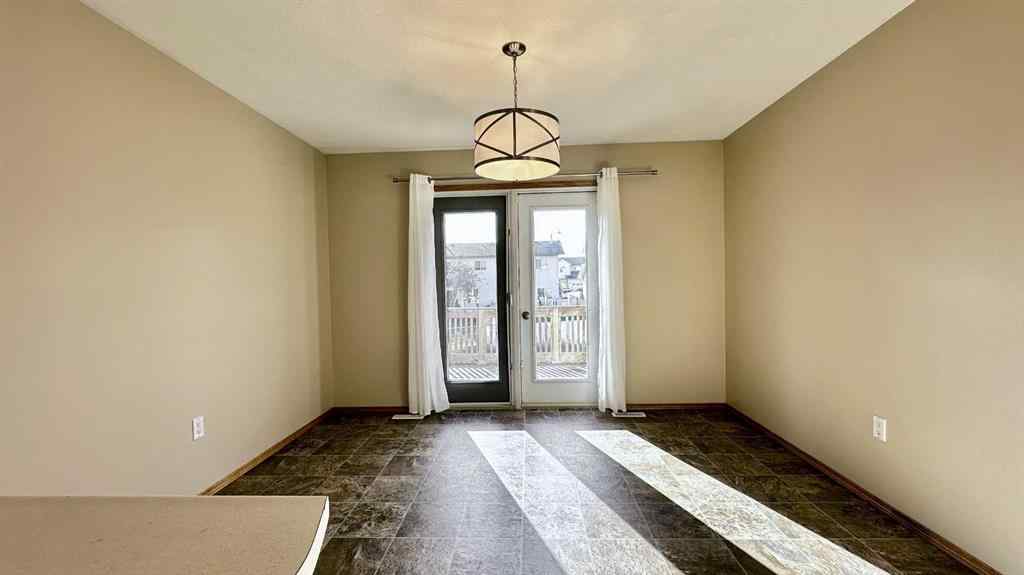 MLS® A2266285 - 9105 113A Avenue  in Crystal Heights Grande Prairie, Rental