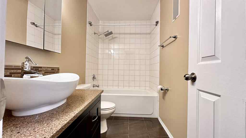 MLS® A2266285 - 9105 113A Avenue  in Crystal Heights Grande Prairie, Rental