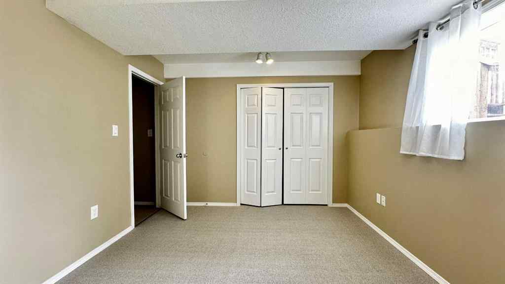 MLS® A2266285 - 9105 113A Avenue  in Crystal Heights Grande Prairie, Rental