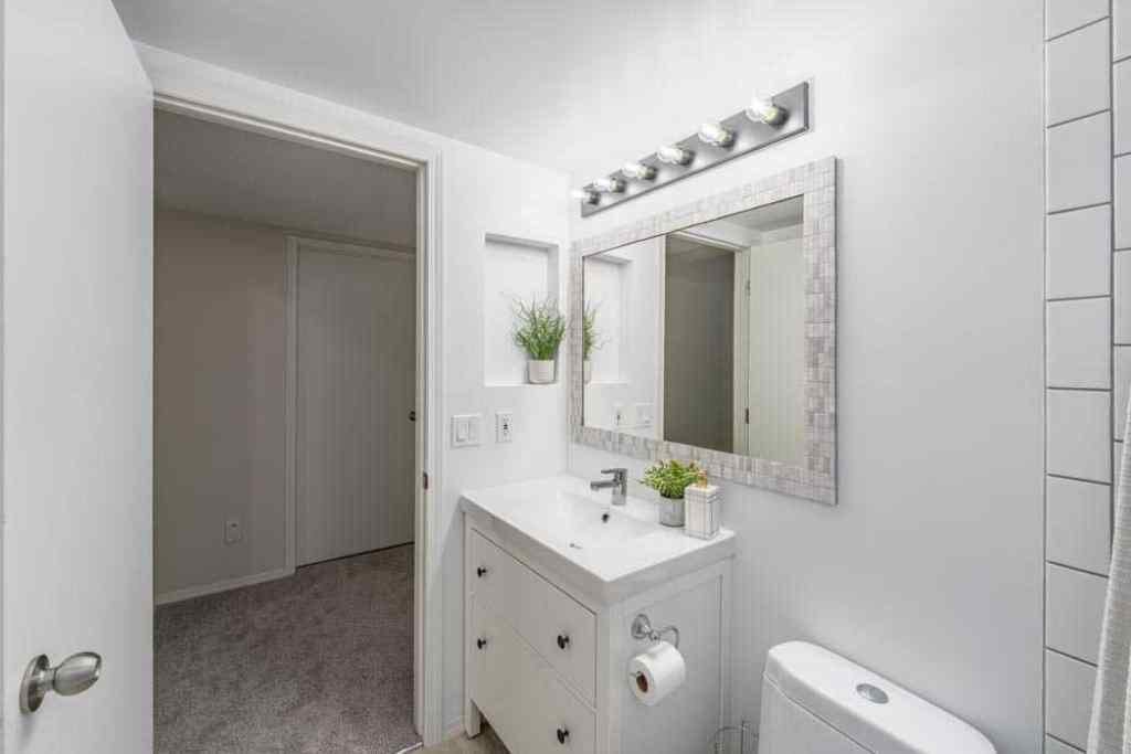 MLS® A2266287 - Unit #1 2216 29 Street SW in Killarney/Glengarry Calgary, Residential