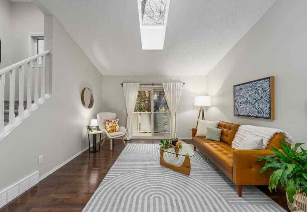 MLS® A2266287 - Unit #1 2216 29 Street SW in Killarney/Glengarry Calgary, Residential