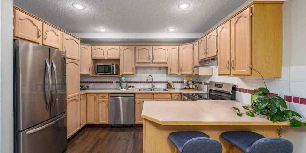 MLS® A2266287 - Unit #1 2216 29 Street SW in Killarney/Glengarry Calgary, Residential