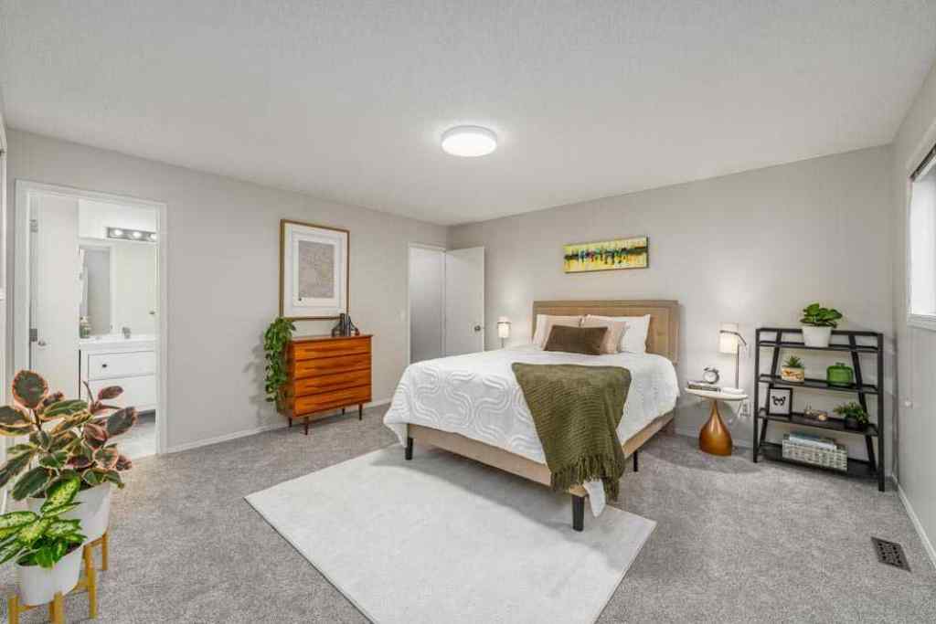 MLS® A2266287 - Unit #1 2216 29 Street SW in Killarney/Glengarry Calgary, Residential