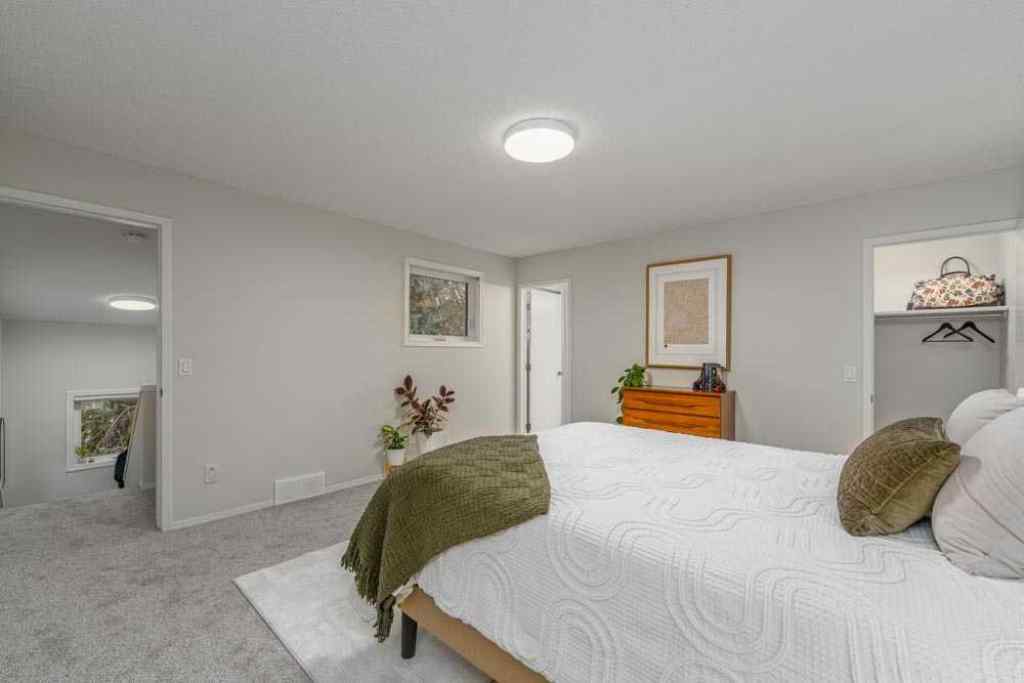 MLS® A2266287 - Unit #1 2216 29 Street SW in Killarney/Glengarry Calgary, Residential