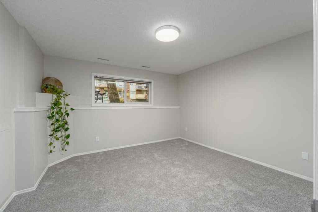 MLS® A2266287 - Unit #1 2216 29 Street SW in Killarney/Glengarry Calgary, Residential