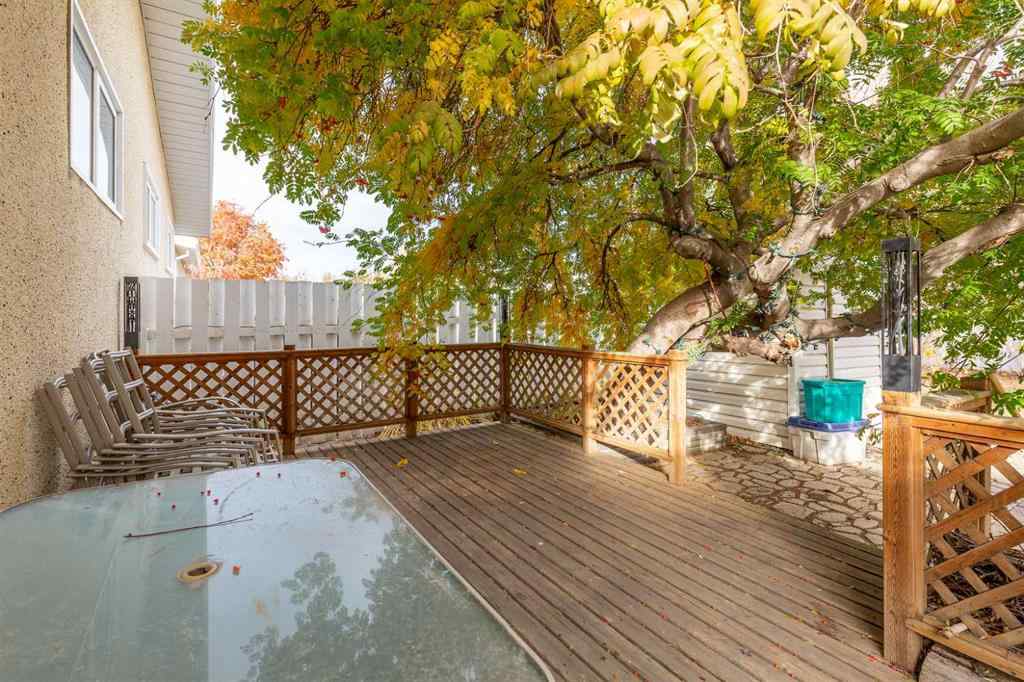 MLS® A2266288 - 1907 18 Street N in Winston Churchill Lethbridge, Residential