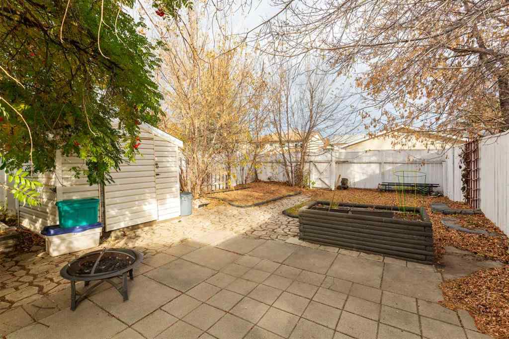 MLS® A2266288 - 1907 18 Street N in Winston Churchill Lethbridge, Residential