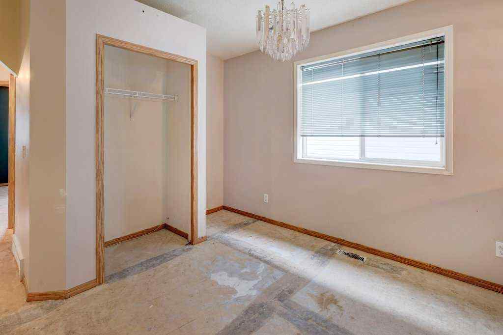 MLS® A2266293 - 181 Martin Crossing Way NE in Martindale Calgary, Residential