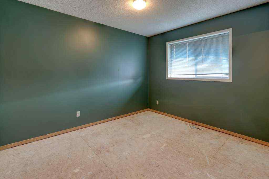 MLS® A2266293 - 181 Martin Crossing Way NE in Martindale Calgary, Residential