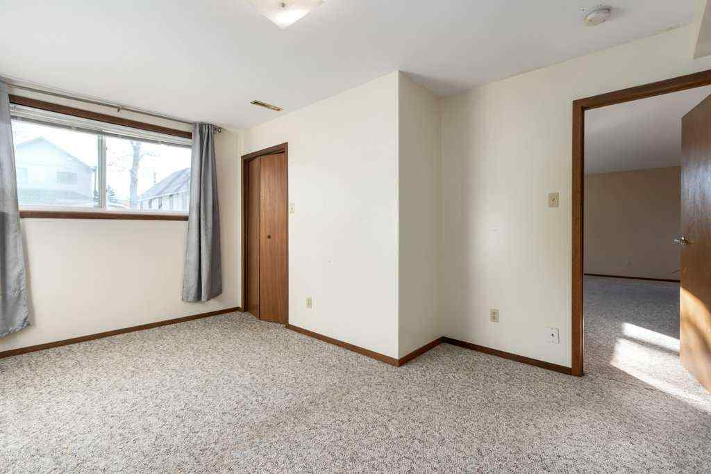 MLS® A2266294 - 411 10 Street NE in Bridgeland/Riverside Calgary, Residential