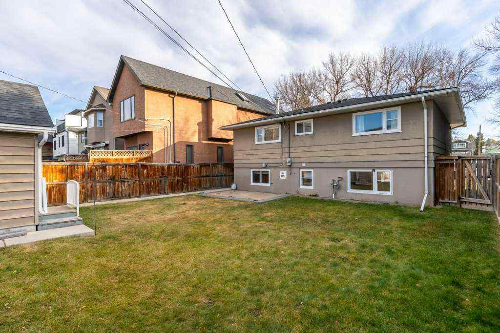 MLS® A2266294 - 411 10 Street NE in Bridgeland/Riverside Calgary, Residential