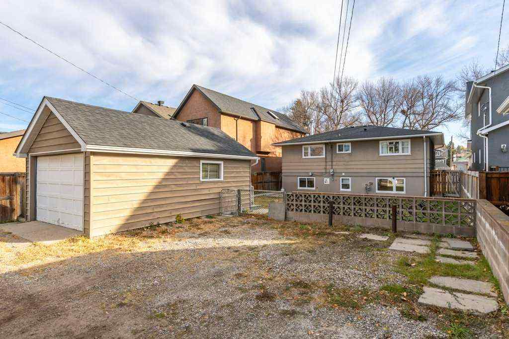 MLS® A2266294 - 411 10 Street NE in Bridgeland/Riverside Calgary, Residential