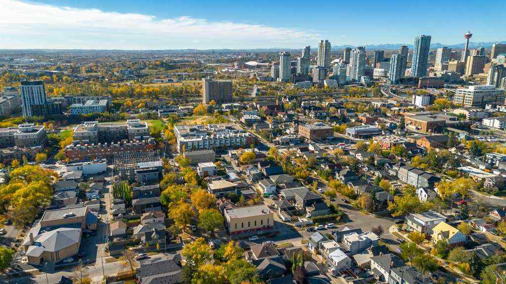 MLS® A2266294 - 411 10 Street NE in Bridgeland/Riverside Calgary, Residential