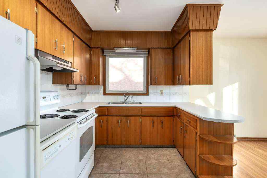 MLS® A2266294 - 411 10 Street NE in Bridgeland/Riverside Calgary, Residential