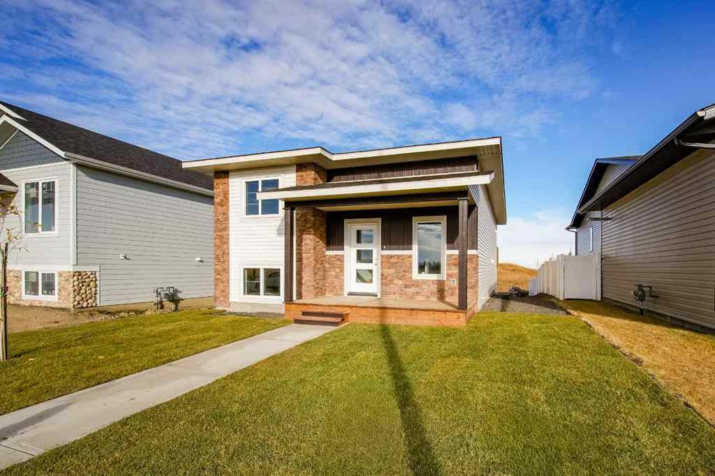 MLS® A2266299 - 6 Metcalf Way  in Metcalf Ridge Lacombe, Residential