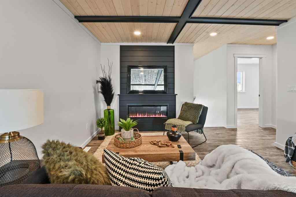 MLS® A2266299 - 6 Metcalf Way  in Metcalf Ridge Lacombe, Residential