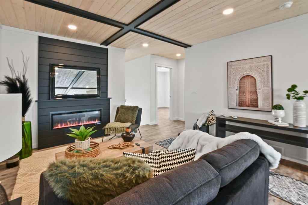 MLS® A2266299 - 6 Metcalf Way  in Metcalf Ridge Lacombe, Residential