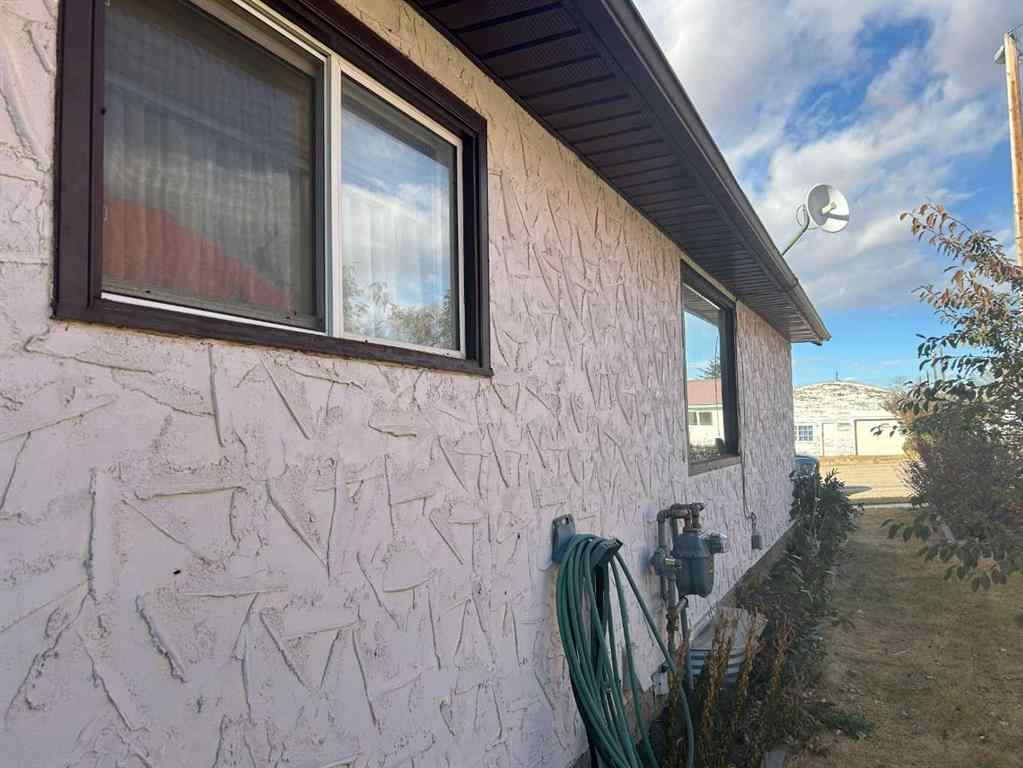 MLS® A2266300 - 123 Centre Street  in NONE Torrington, Residential