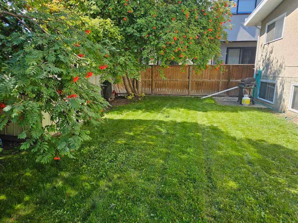 MLS® A2266302 - 2137 / 2139 53 Avenue SW in North Glenmore Park Calgary, Residential