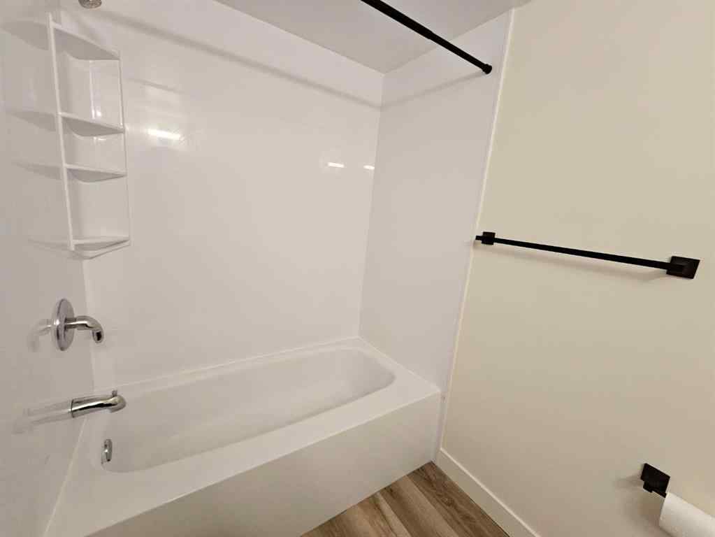 MLS® A2266302 - 2137 / 2139 53 Avenue SW in North Glenmore Park Calgary, Residential