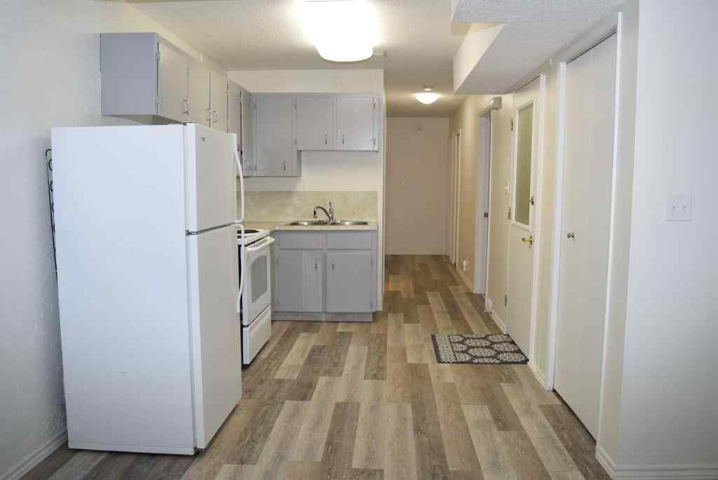 MLS® A2266302 - 2137 / 2139 53 Avenue SW in North Glenmore Park Calgary, Residential