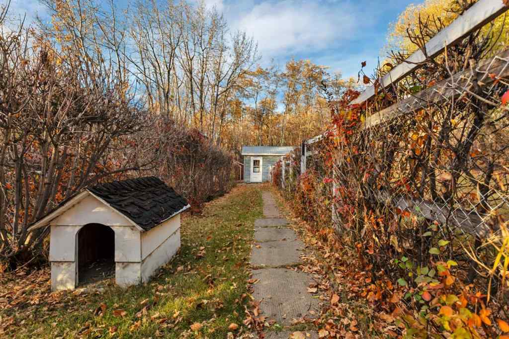 MLS® A2266303 - Unit #8 38349 Range Road 270   in NONE Rural Red Deer County, Residential