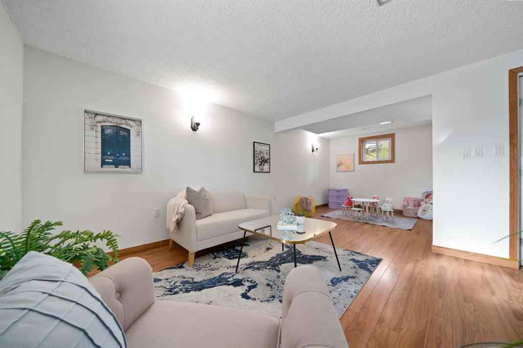 MLS® A2266304 - 24 Cypress Way SE in Southview-Park Meadows Medicine Hat, Residential