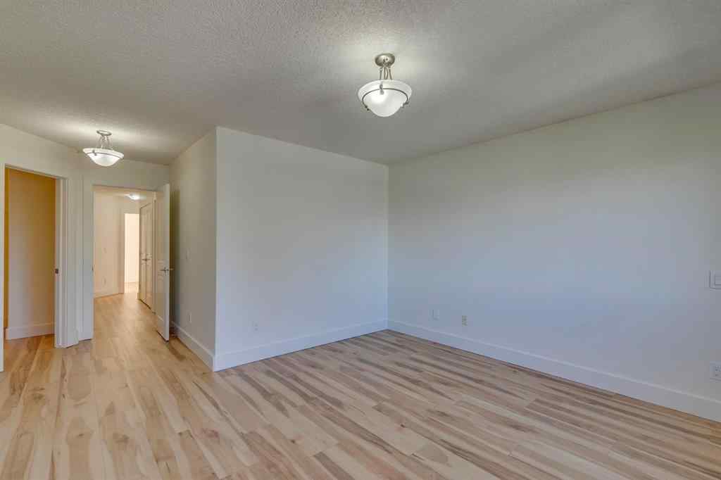 MLS® A2266307 - 2340 24 Avenue NW in Banff Trail Calgary, Residential