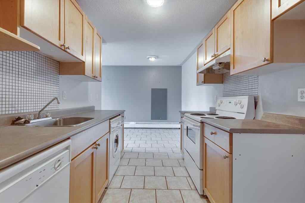 MLS® A2266308 - Unit #354 103 Hermary Street  in Highland Green Estates Red Deer, Residential