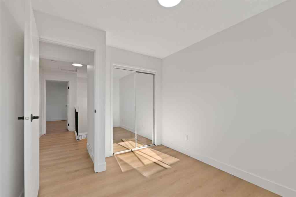 MLS® A2266311 - 26 Glamis Gardens SW in Glamorgan Calgary, Residential