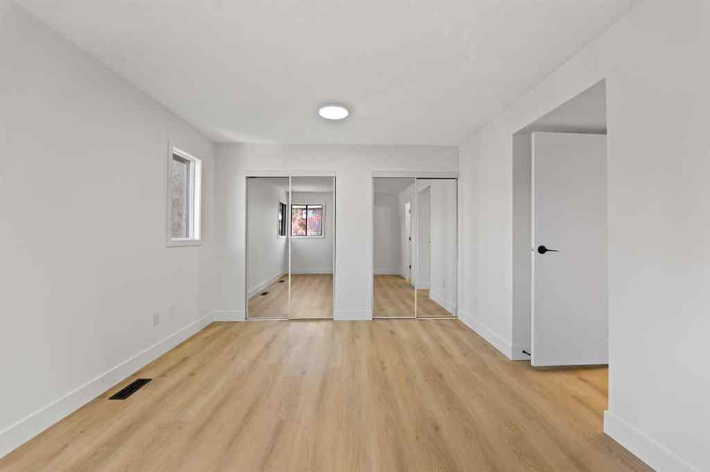 MLS® A2266311 - 26 Glamis Gardens SW in Glamorgan Calgary, Residential