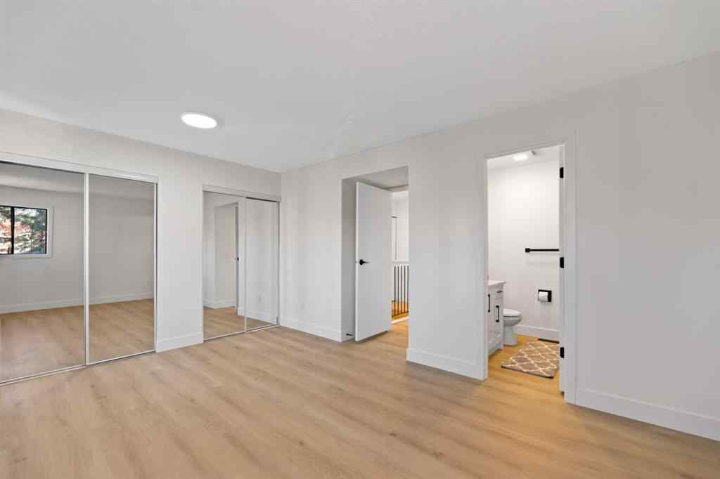 MLS® A2266311 - 26 Glamis Gardens SW in Glamorgan Calgary, Residential