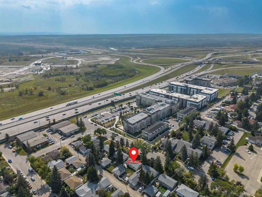MLS® A2266312 - 4928 45 Street SW in Glamorgan Calgary, Residential