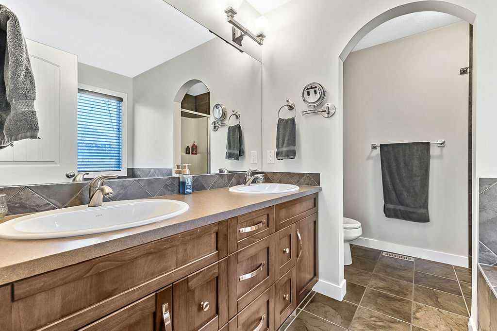 MLS® A2266321 - 14 Crystal Green Grove  in Crystal Green Okotoks, Residential