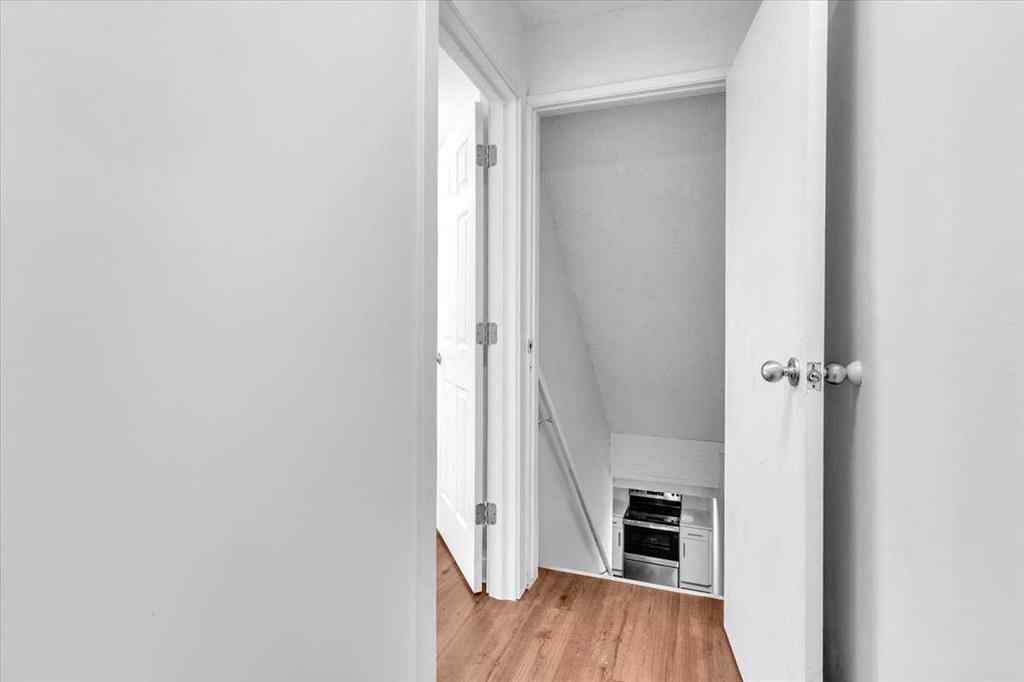 MLS® A2266322 - 99 Shawmeadows Close SW in Shawnessy Calgary, Residential