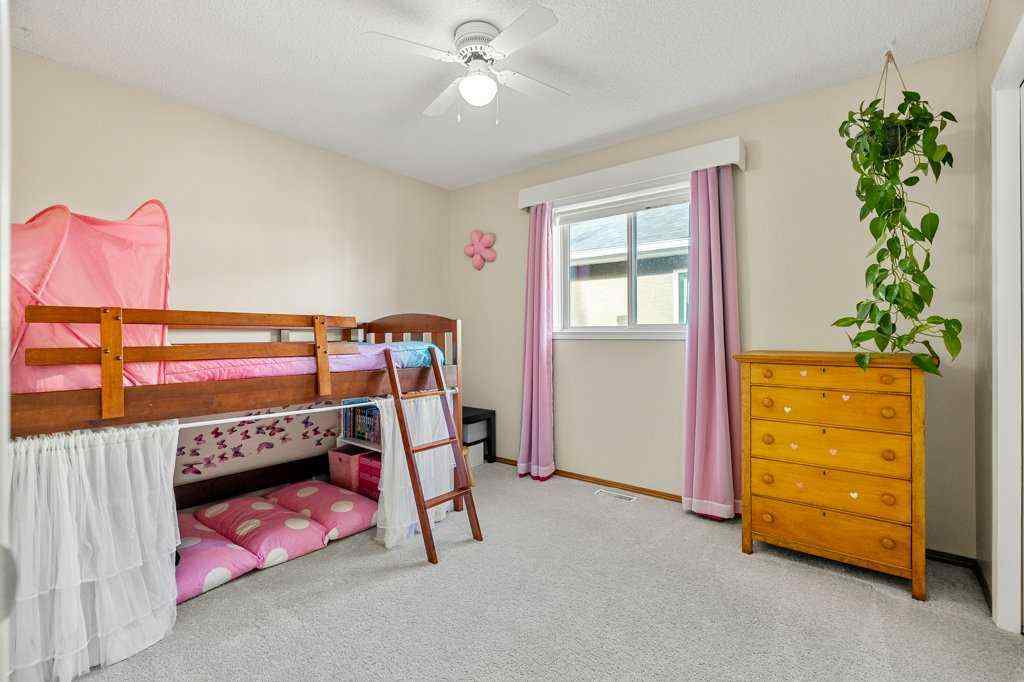 MLS® A2266324 - 151 Mt Gibraltar Heights SE in McKenzie Lake Calgary, Residential