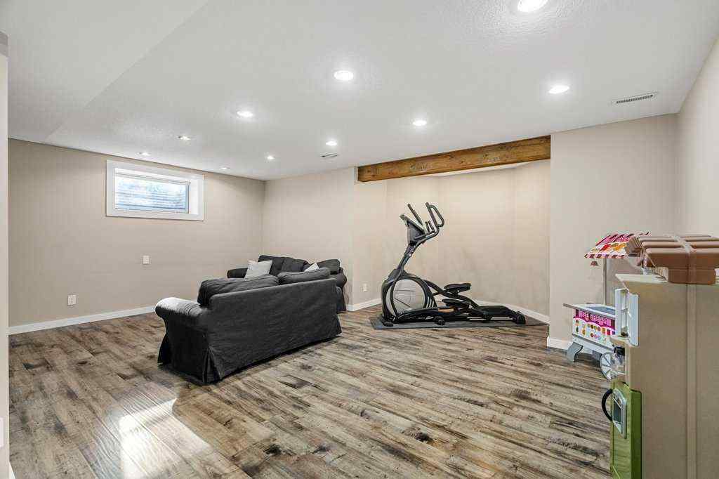 MLS® A2266324 - 151 Mt Gibraltar Heights SE in McKenzie Lake Calgary, Residential