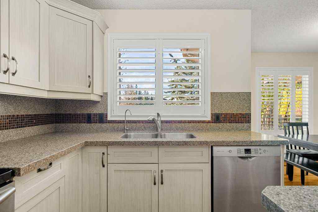 MLS® A2266324 - 151 Mt Gibraltar Heights SE in McKenzie Lake Calgary, Residential