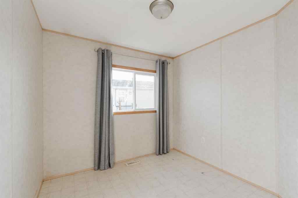 MLS® A2266327 - 216 Palomino Close  in Prairie Creek Fort McMurray, Residential