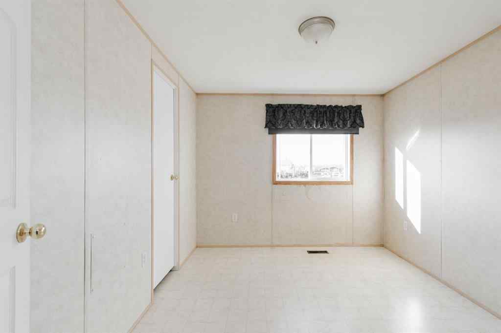 MLS® A2266327 - 216 Palomino Close  in Prairie Creek Fort McMurray, Residential