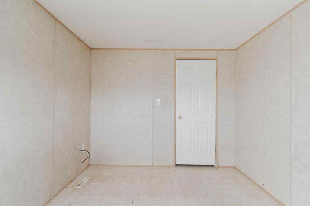 MLS® A2266327 - 216 Palomino Close  in Prairie Creek Fort McMurray, Residential