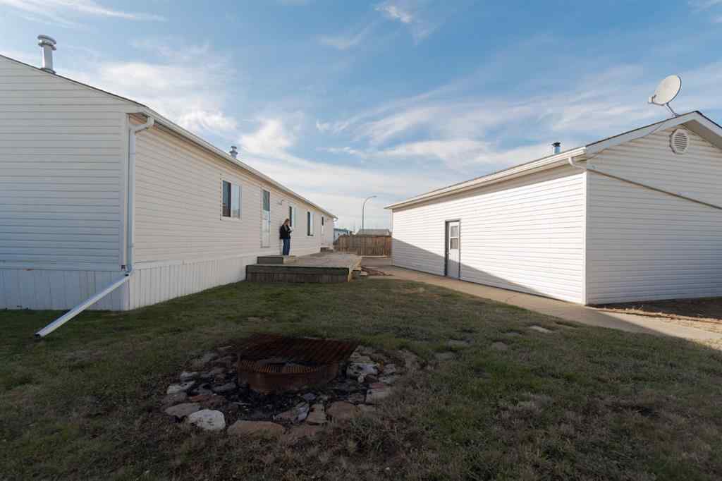 MLS® A2266327 - 216 Palomino Close  in Prairie Creek Fort McMurray, Residential
